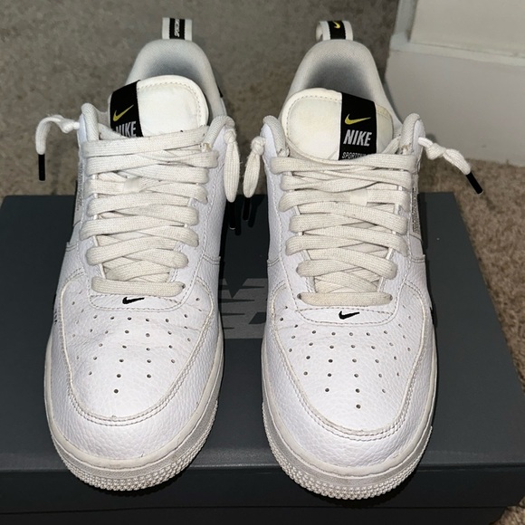 2018 Nike Air Force 1’07 LV8 ‘Overbranding’ - Picture 2 of 3